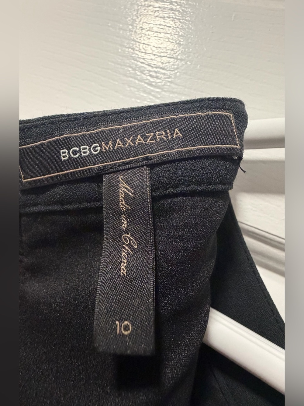 BCBGMaxAzria Black Cocktail Sheath Dress with Lace Mesh Keyhole Detailing - 10 - Picture 5 of 9